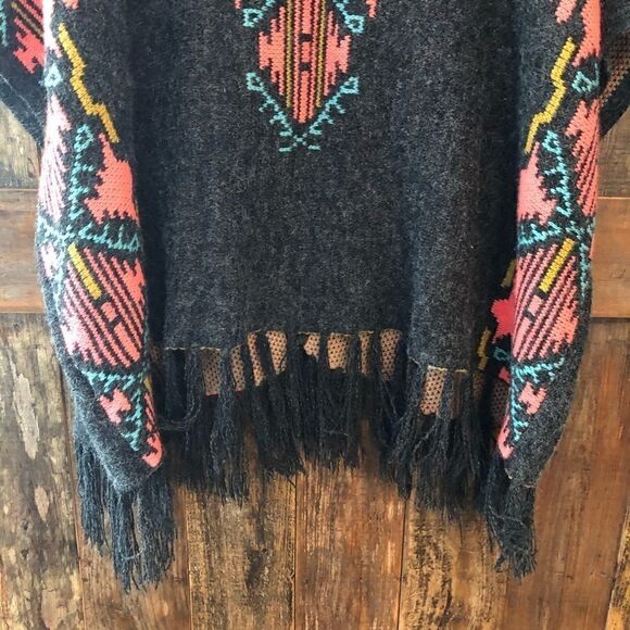 Paper Crane M Gray Orange Aztec Chunky Oversized Poncho Western Fringe Cardigan - Picture 7 of 10